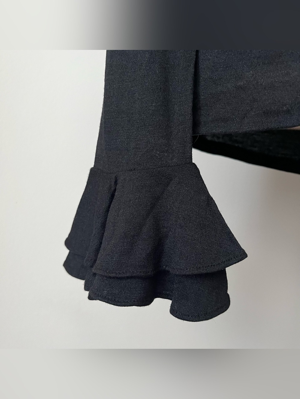 Ralph Lauren Blue Label Women's 100% Silk Ruffled Front Tie Blouse Black Size L - Picture 4 of 9
